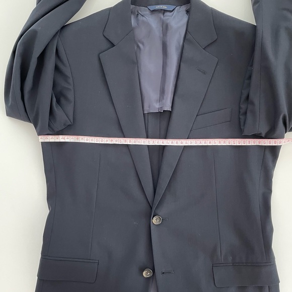 Brooks Brothers Navy 38 Regular New with basted stitching - Picture 4 of 10